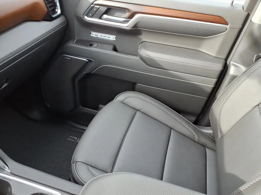 2026 GMC Sierra 1500 Denali - Photo 14