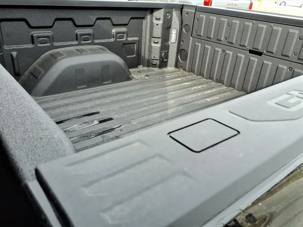 2026 GMC Sierra 1500 Denali - Photo 10