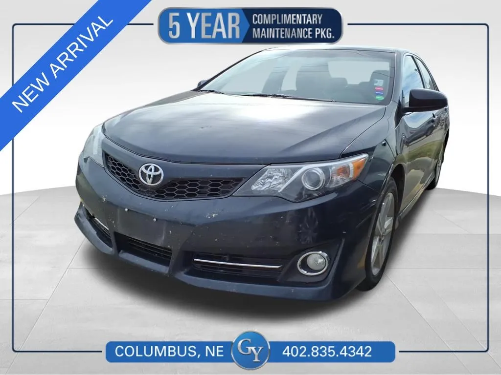 Gray 2014 Toyota Camry SE for sale in Columbus, NE