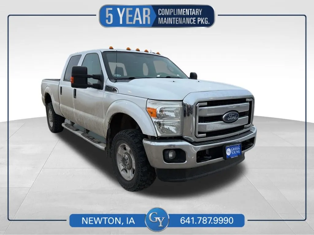 White 2015 Ford F-250SD XLT for sale in Newton, IA