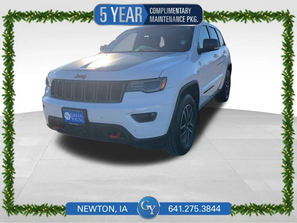 2021 Jeep Grand Cherokee Trailhawk's photo