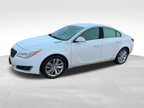More photos of 2016 Buick Regal Turbo at Gregg Young Chevrolet Newton, IA