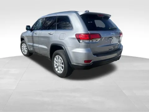 More photos of 2021 Jeep Grand Cherokee Laredo E at Gregg Young Chevrolet Newton, IA