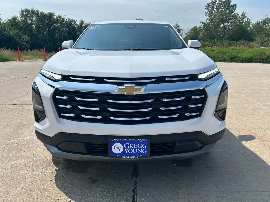 2026 Chevrolet Equinox LT - Photo 11
