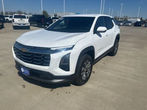 Photos of 2026 Chevrolet Equinox LT for sale in Newton, IA at Gregg Young Chevrolet Newton