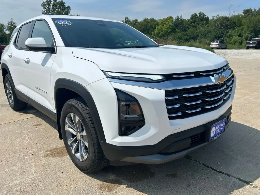 2026 Chevrolet Equinox LT - Photo 10