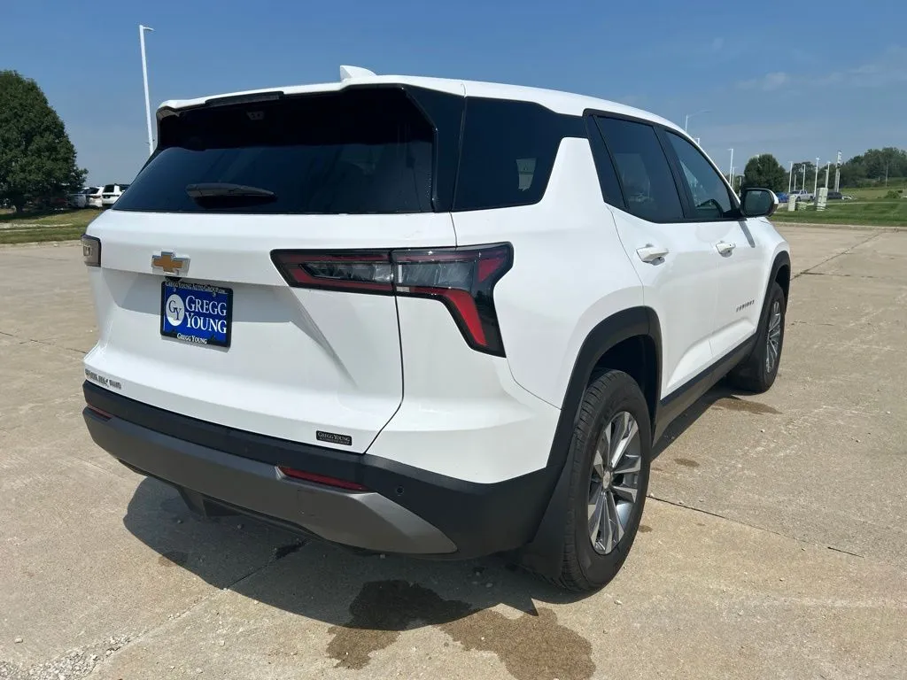 2026 Chevrolet Equinox LT - Photo 7