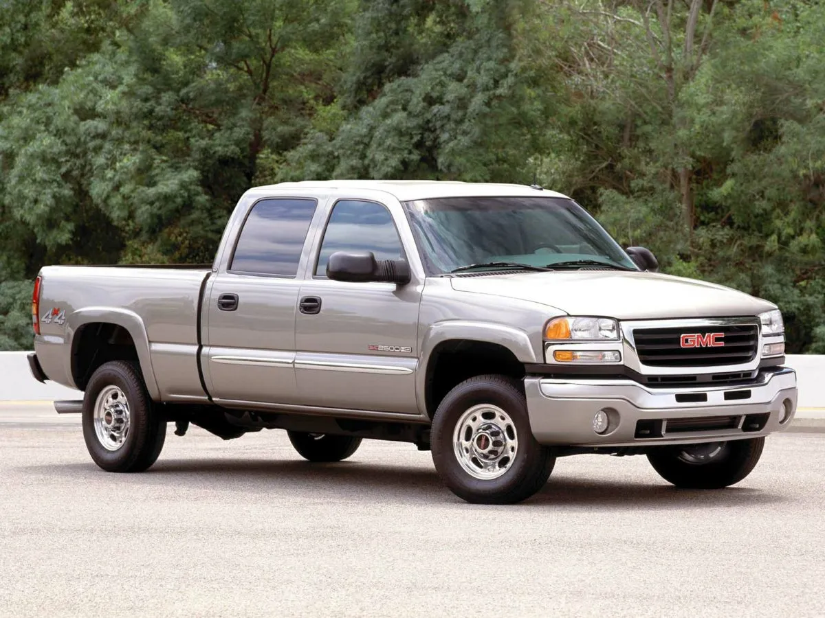 2003 GMC Sierra 3500 SLT for sale in Newton, IA