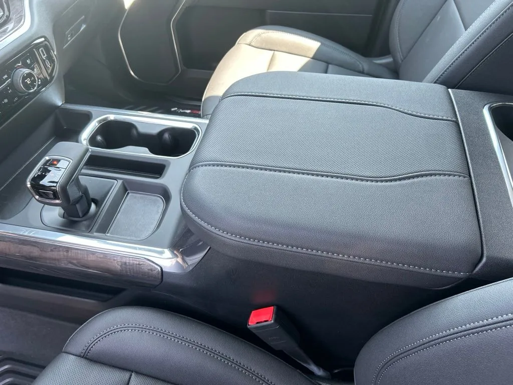 2026 Chevrolet Silverado 1500 LTZ - Photo 30