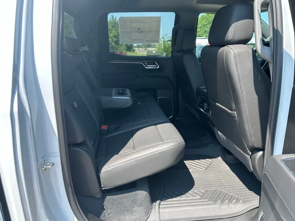 2026 Chevrolet Silverado 1500 LTZ - Photo 22