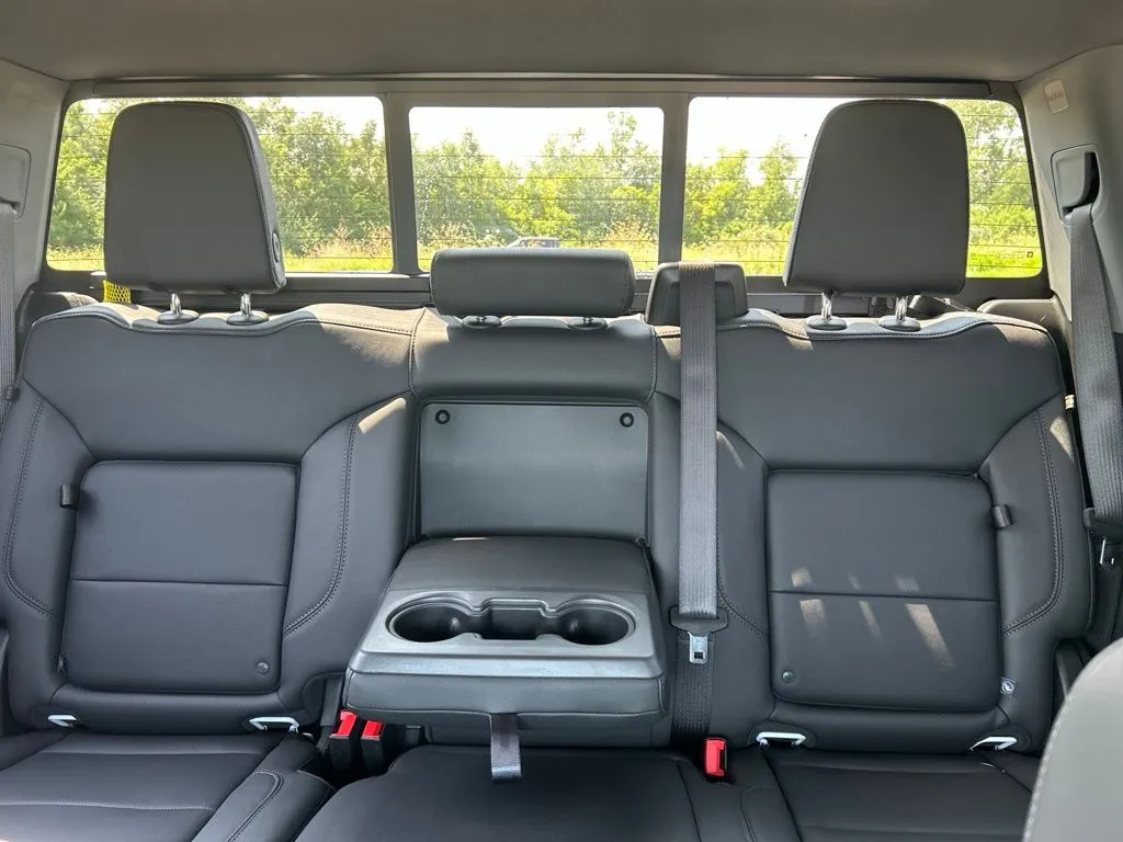 2026 Chevrolet Silverado 1500 LTZ - Photo 32