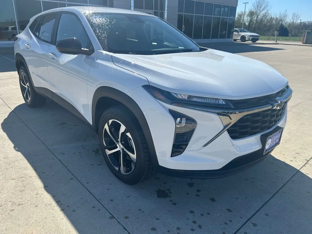 2026 Chevrolet Trax RS - Photo 9