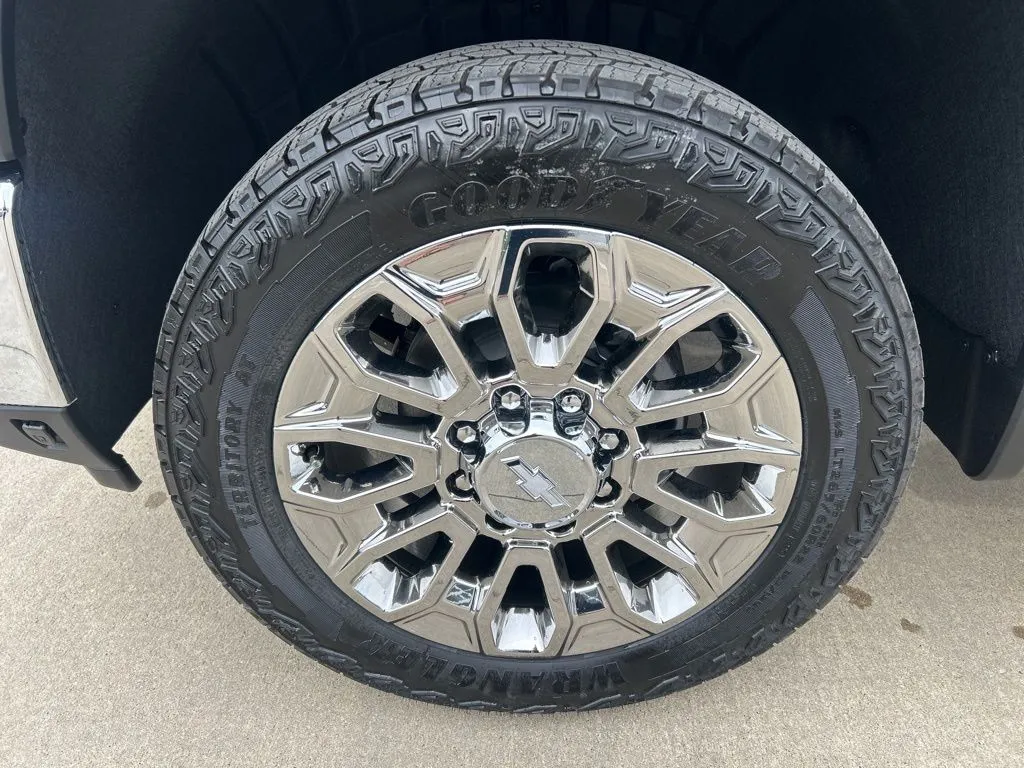 2026 Chevrolet Silverado 2500 HD LTZ - Photo 34