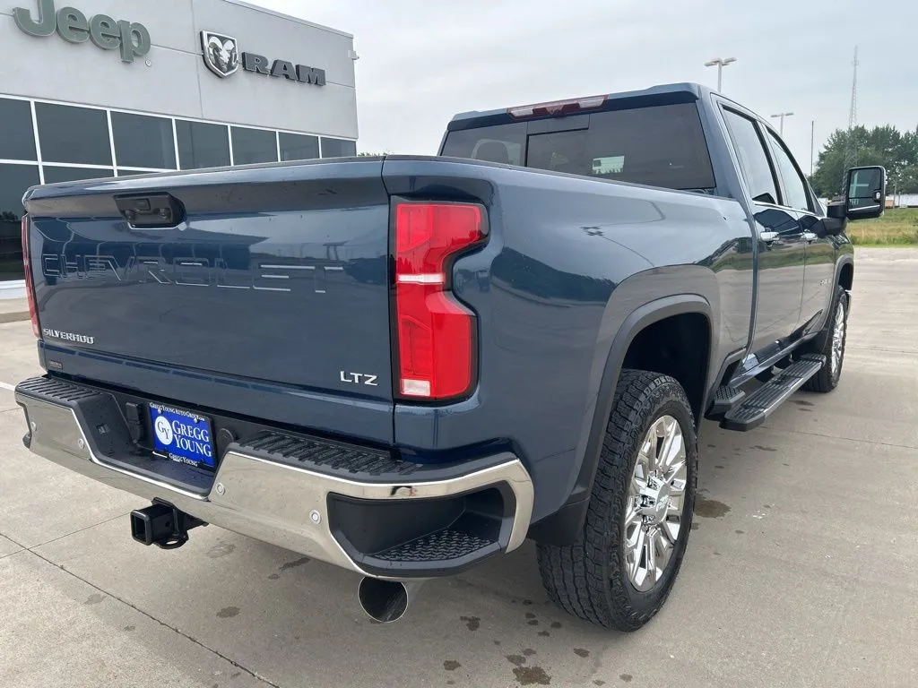 2026 Chevrolet Silverado 2500 HD LTZ - Photo 6