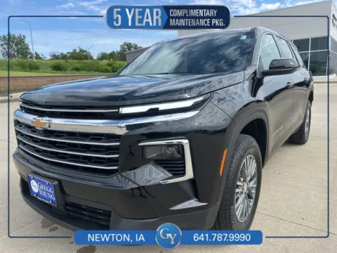 Black 2026 Chevrolet Traverse LT for sale in Newton, IA