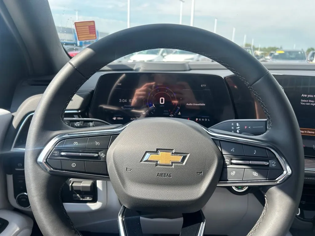 2026 Chevrolet Suburban Premier - Photo 21