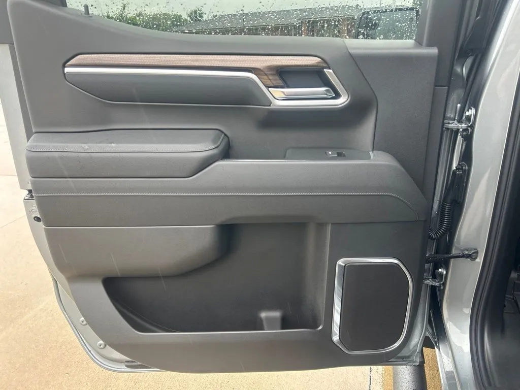 2026 Chevrolet Silverado 1500 RST - Photo 13