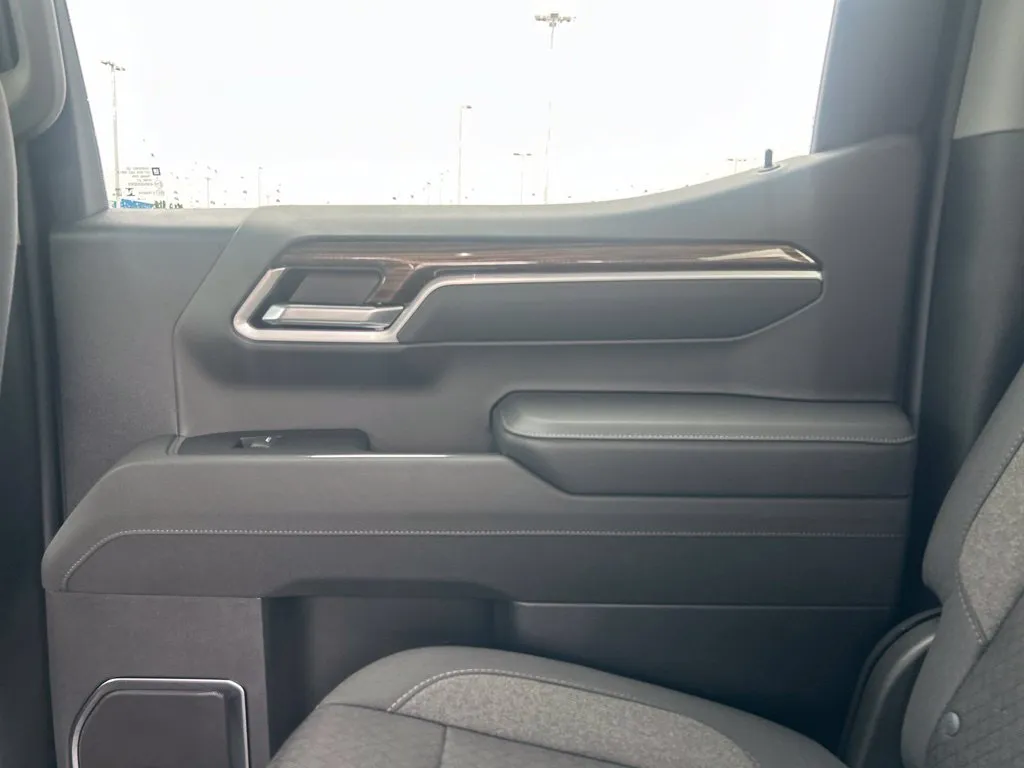 2026 Chevrolet Silverado 1500 RST - Photo 18