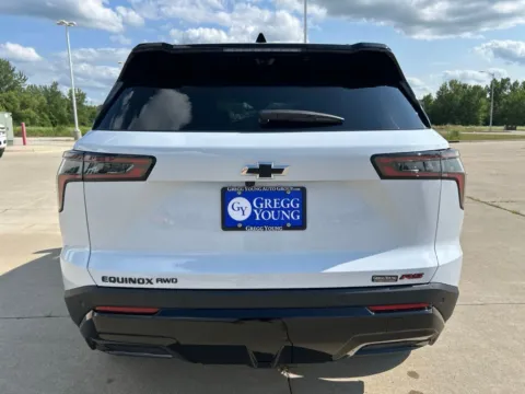 More photos of 2027 Chevrolet Equinox RS at Gregg Young Chevrolet Newton, IA
