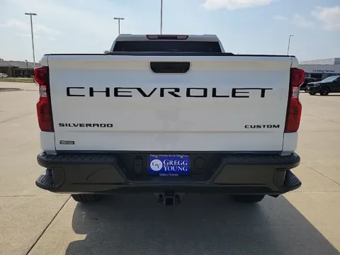More photos of 2026 Chevrolet Silverado 1500 Custom Trail Boss at Gregg Young Chevrolet Newton, IA