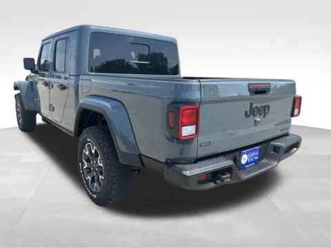 Another view of 2026 Jeep Gladiator Sahara for sale in Newton, IA at Gregg Young Chevrolet Newton