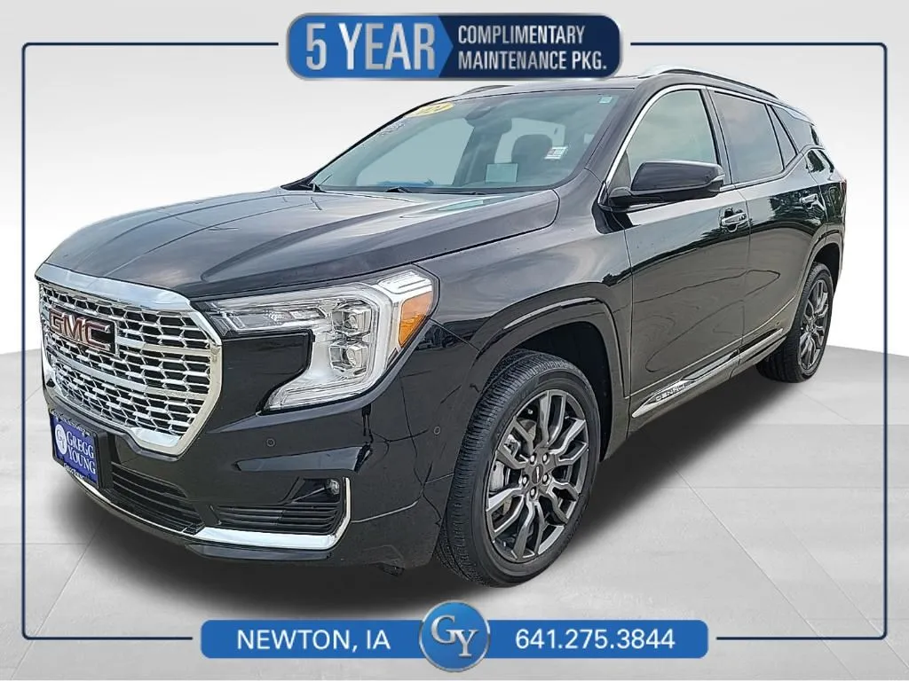 Black 2024 GMC Terrain Denali for sale in Newton, IA