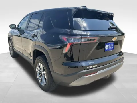 More photos of 2025 Chevrolet Equinox LT at Gregg Young Chevrolet Newton, IA