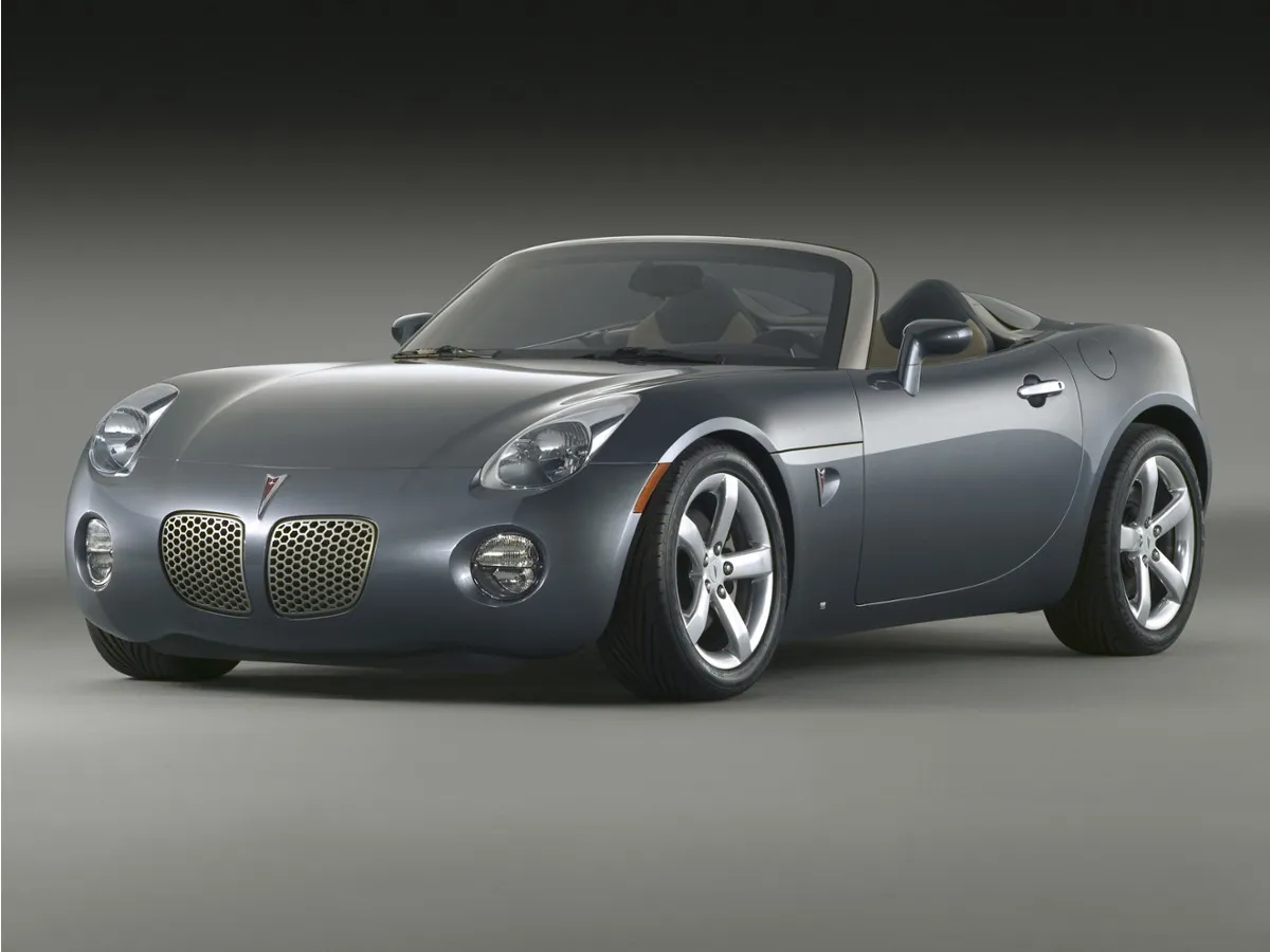2006 Pontiac Solstice for sale in Newton, IA