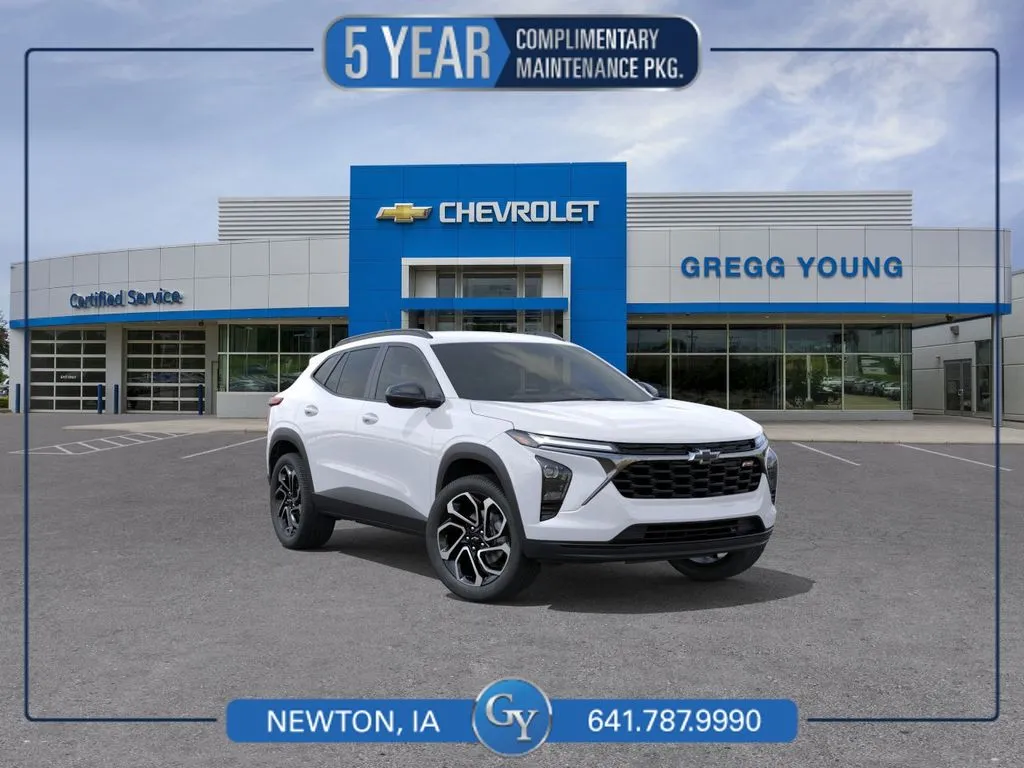 White 2026 Chevrolet Trax 2RS for sale in Newton, IA