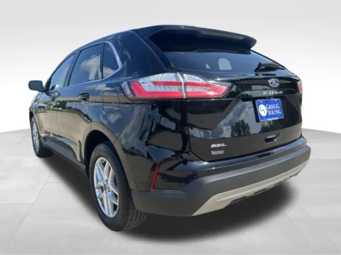More photos of 2024 Ford Edge SEL at Gregg Young Chevrolet Newton, IA