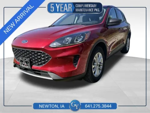 Red 2022 Ford Escape SE for sale in Newton, IA