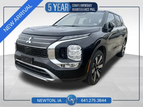 Unknown 2025 Mitsubishi Outlander SE for sale in Newton, IA