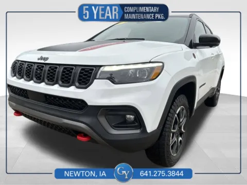 White 2025 Jeep Compass Trailhawk for sale in Newton, IA