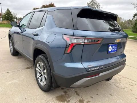 More photos of 2027 Chevrolet Equinox LT at Gregg Young Chevrolet Newton, IA