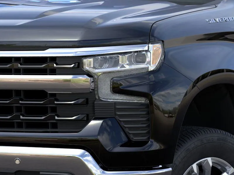 2025 Chevrolet Silverado 1500 LT photo 3