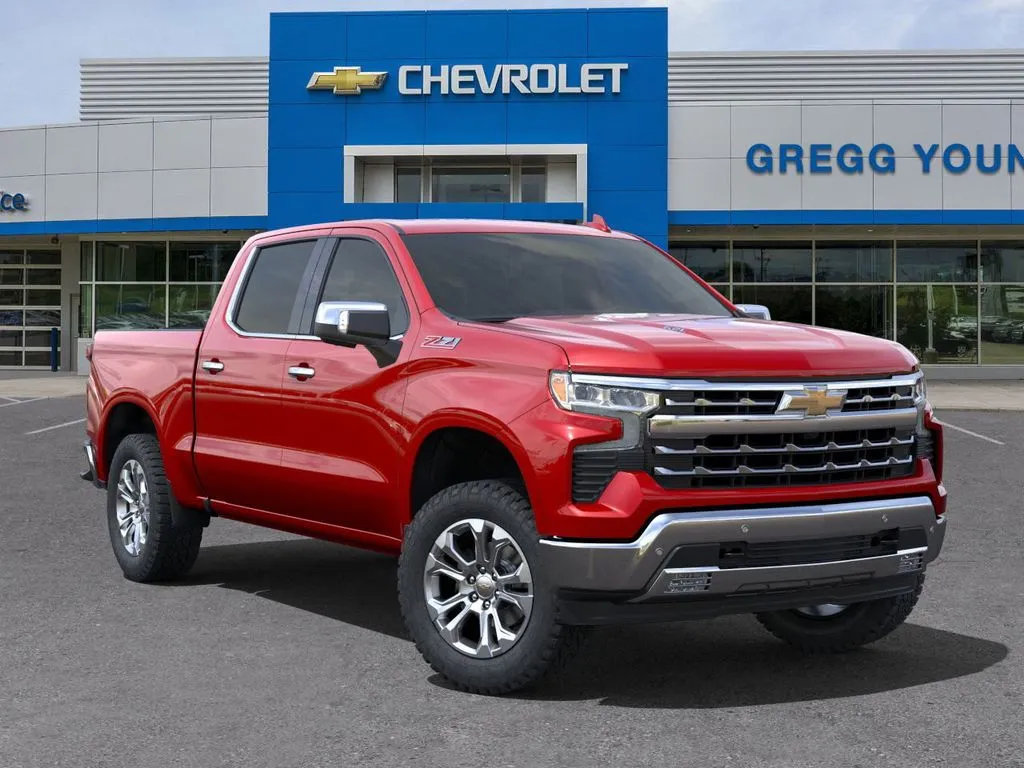 2025 Chevrolet Silverado 1500 LTZ photo 3