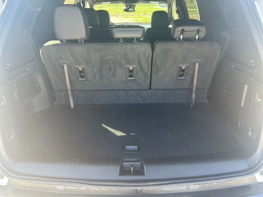 2026 Chevrolet Traverse LT - Photo 24