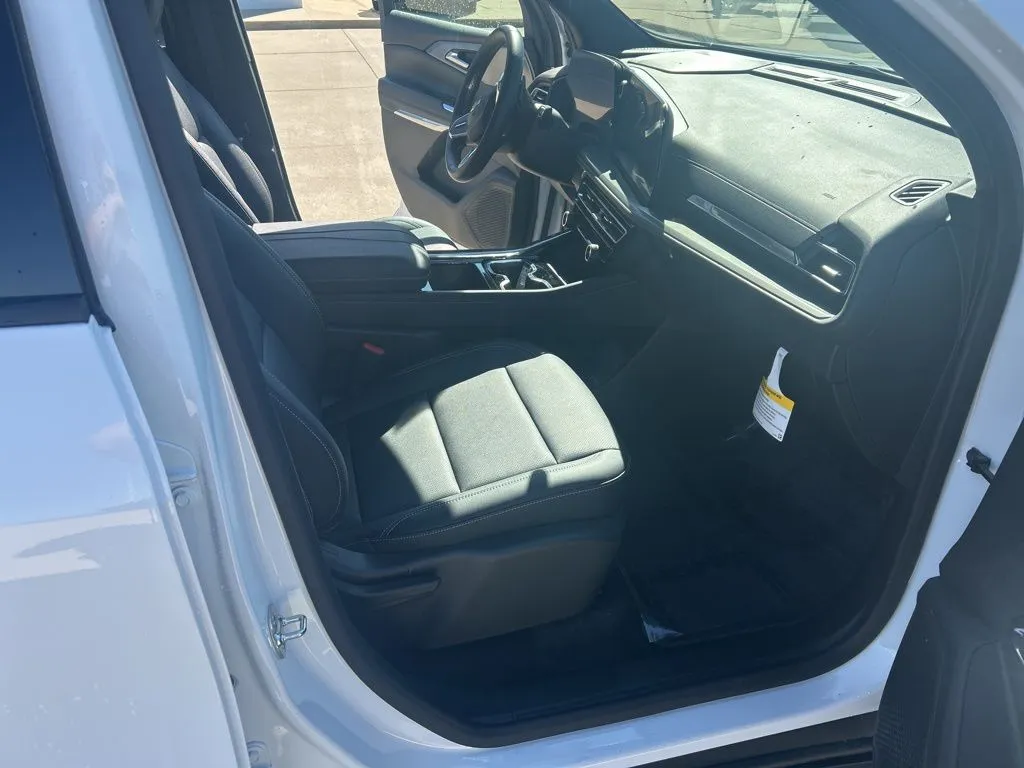 2026 Chevrolet Traverse LT - Photo 28
