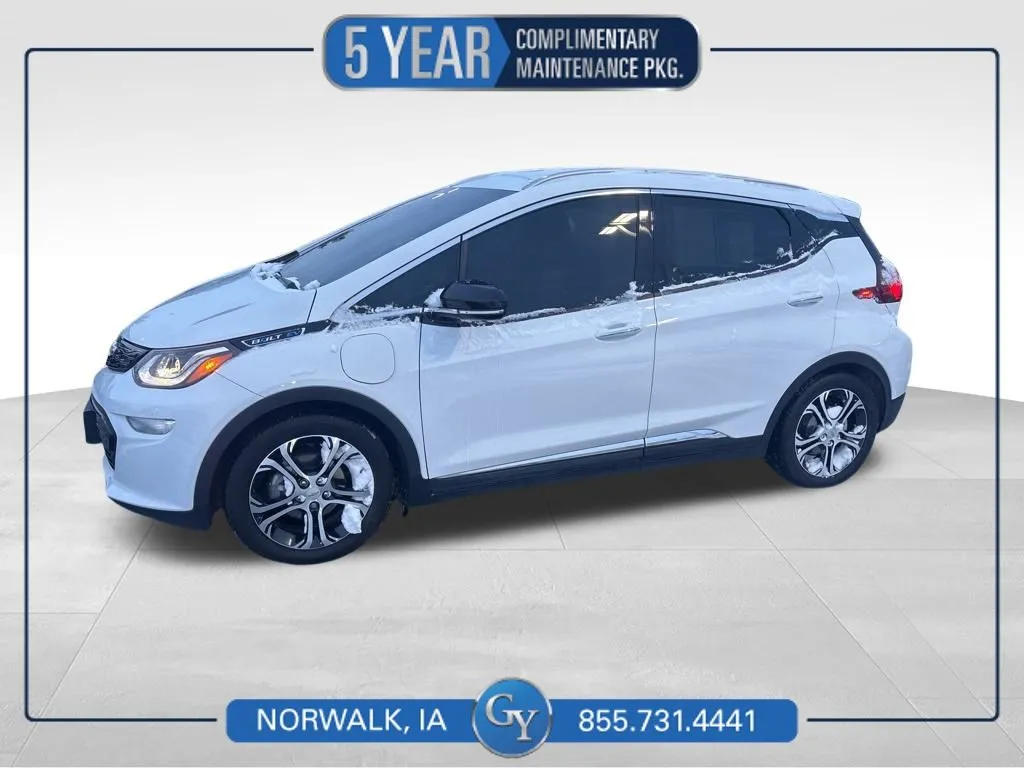 Used 2020 Chevrolet Bolt EV Premier with VIN 1G1FZ6S01L4147384 for sale in Norwalk, IA