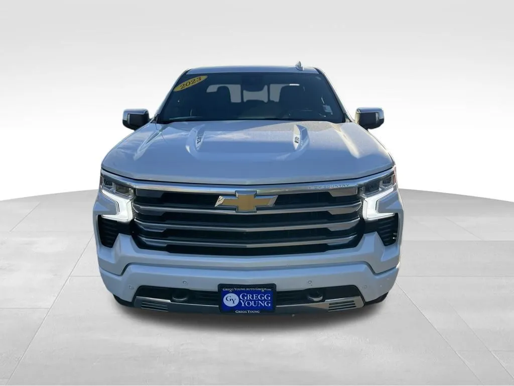 2023 Chevrolet Silverado 1500 High Country photo 4