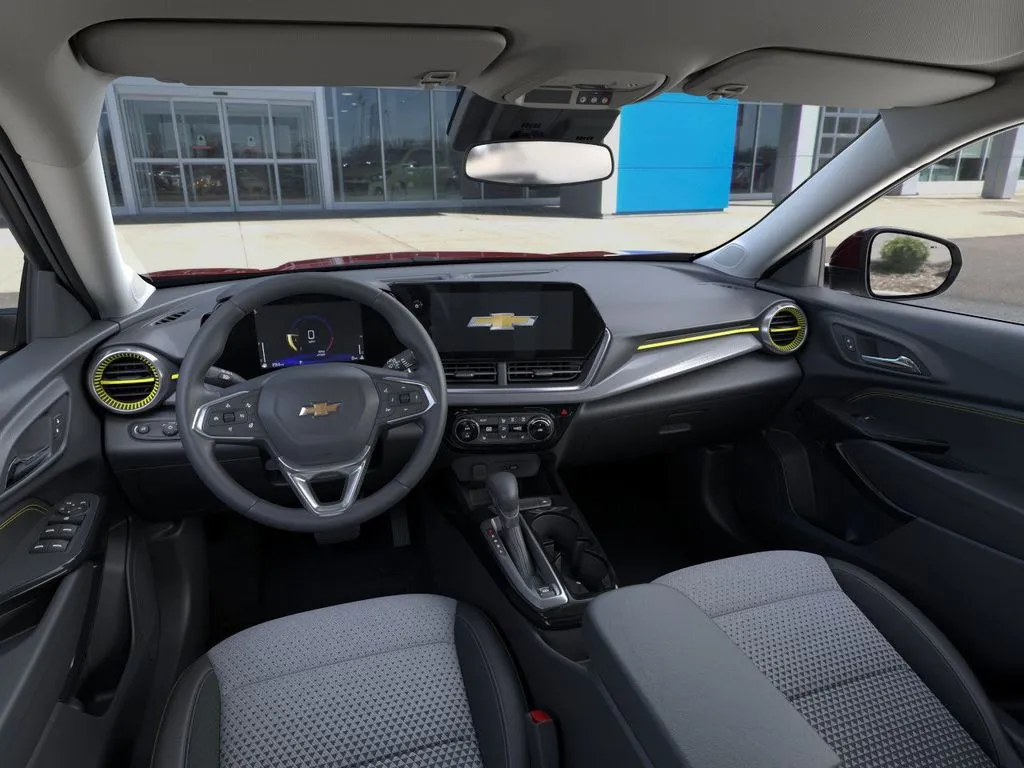 2026 Chevrolet Trax LT photo 4