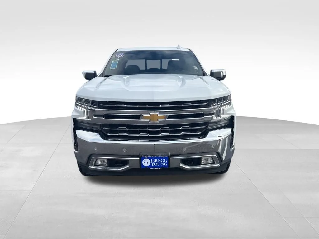 2021 Chevrolet Silverado 1500 LTZ photo 3