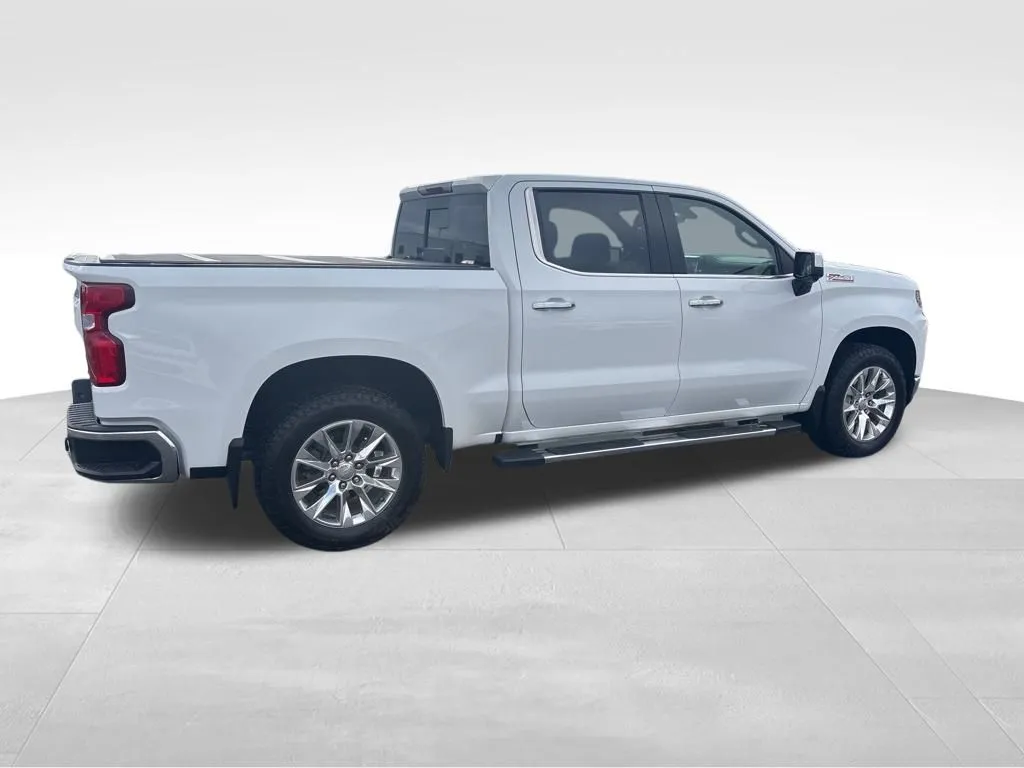 2021 Chevrolet Silverado 1500 LTZ photo 2