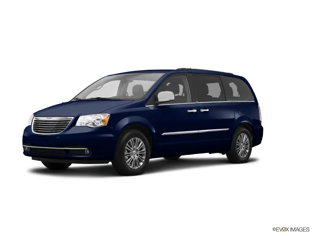 2015 Chrysler Town & Country Touring-L's photo