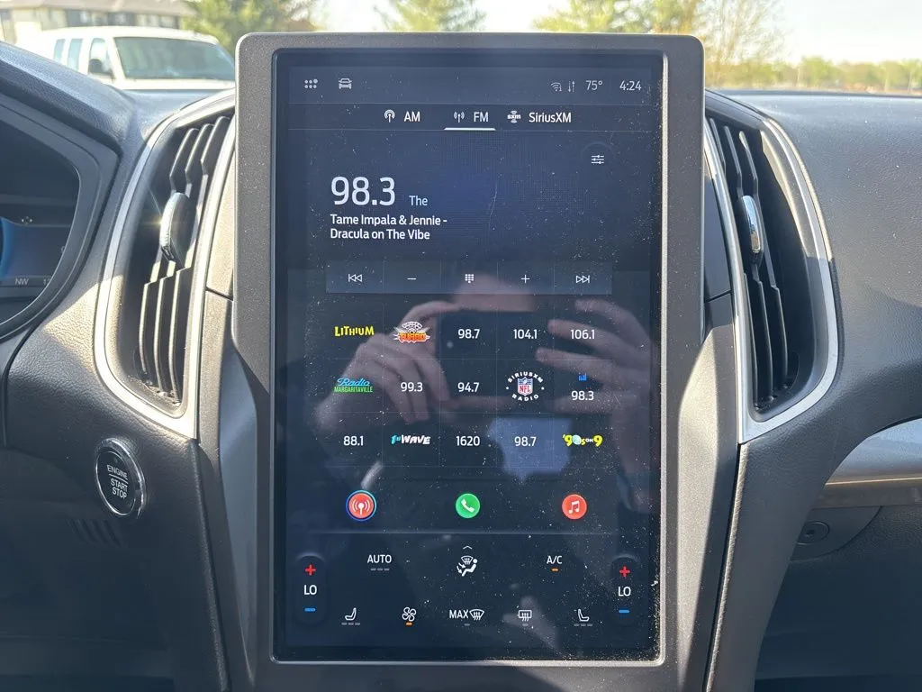 2024 Ford Edge SEL - Photo 26