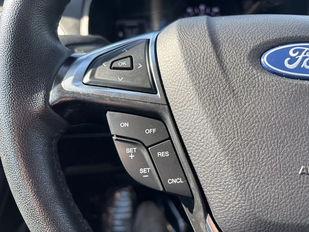 2024 Ford Edge SEL - Photo 18