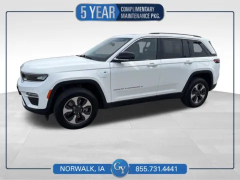 White 2023 Jeep Grand Cherokee 4xe for sale in Norwalk, IA