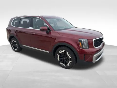 More photos of 2023 Kia Telluride EX at Gregg Young Chevrolet of Norwalk, IA