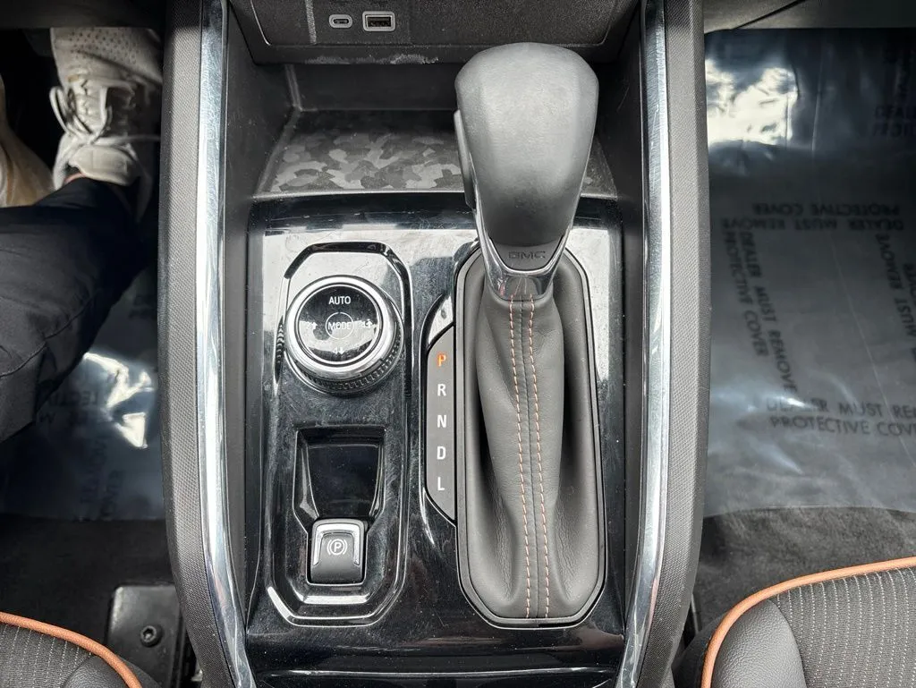 2024 GMC Canyon AT4 - Photo 29