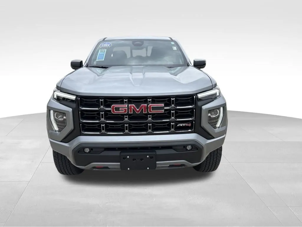 2024 GMC Canyon AT4 - Photo 10